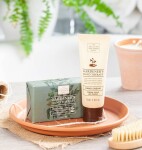 SCOTTISH FINE SOAPS Jemné peelingové mýdlo Gardeners Therapy 220 g, zelená barva
