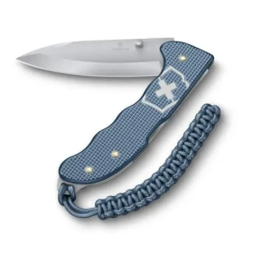 VICTORINOX Kapesní nůž Evoke Alox ledovcově modrá / 136 mm / Limitovaná edice 2026 (0.9415.L26)