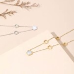 Náhrdelník s jemnými květy Fiora Rose Gold - chirurgická ocel, Zlatá 40 cm + 5 cm (prodloužení)