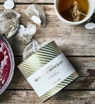 Nicolas Vahé Organický bylinný čaj Máta a Citronová tráva – 20 × 1,5 g, zlatá barva, papír