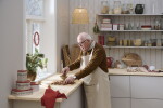 Ib Laursen Kulatá plechová dóza Christmas Hygge, červená barva, kov