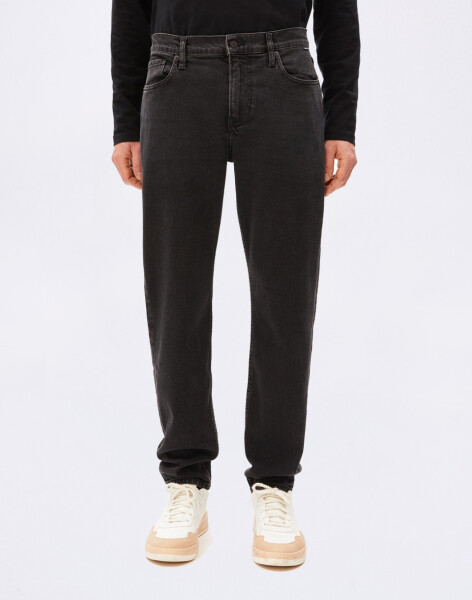 Armedangels Aarjo Tarpa Tapered Recycled 2438 black washed authentic W31/L32