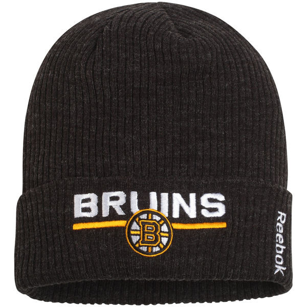 Reebok Pánská zimní čepice Boston Bruins NHL Locker Room 16 Distribuce: EU