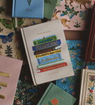 Rifle Paper Co. Vyšívaný čtenářský deník Book Club – linkovaný, krémová barva, papír, textil