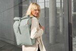 Rolovací batoh Reisenthel Urban Rolltop Twist sage