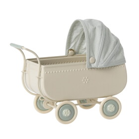 Maileg Kočárek pro zvířátka Maileg Micro Blue, modrá barva, krémová barva, kov, plast, textil