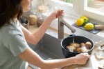 HANSGROHE - Zesis M33 Dřezová baterie s výsuvnou sprškou, vzhled nerezu 74822800