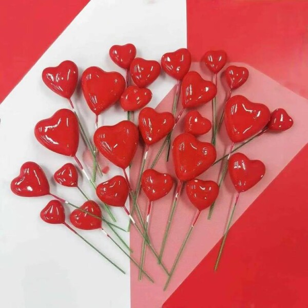 Dortisimo Zápich do dortu Srdíčka červená různé velikosti (20 ks)