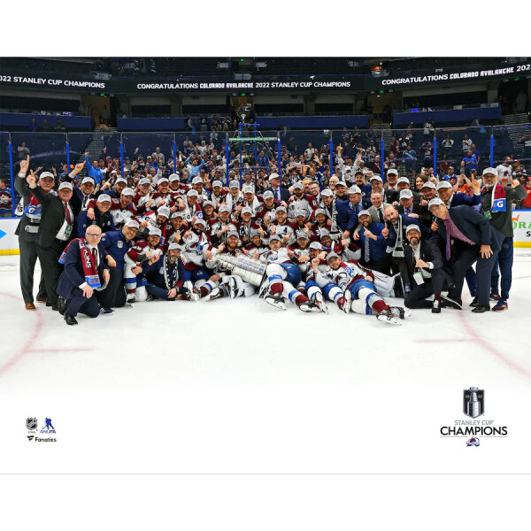 Fanatics Fotografie Colorado Avalanche NHL 2022 Stanley Cup Champions 8x10 Team Celebration Photograph