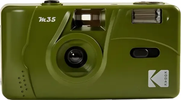 Kodak M35 zelená (DA00254) / Fotoaparát na film / 31mm objektiv / 35mm film / blesk (DA00254)