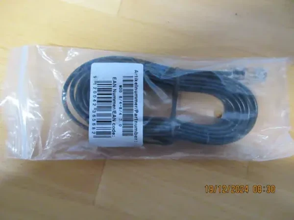 Schrack telefonní kabel RJ-45 - RJ-45 / Telefonní kabel / 3 m