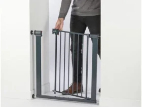 Rozbaleno - Safety 1st Zábrana Easy Close Metal Black / rozbaleno (2475057000SF.rozbaleno)