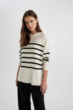 DEFACTO Relax Fit Crew Neck Basic Tunic