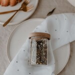 Eulenschnitt Skleněná dóza s víkem Mini Glass/Oak Easter – set 6 ks, čirá barva, přírodní barva, sklo, dřevo