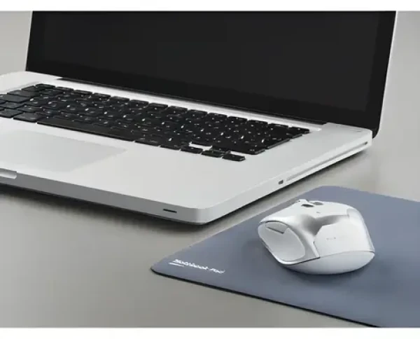 Hama 3v1 antracit / Ochranná podložka pro notebook / 15,6" / čistění displeje / podložka pod myš (53011)