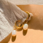 Náušnice s bílou perlou Madeleine Gold - chirurgická ocel, Zlatá Bílá