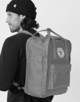 Batoh Fjällräven Kanken Laptop 17" 031 Graphite 20 l