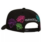 Mitchell & Ness Pánská kšiltovka New York Knicks NBA 404 Club Neon Pro Snapback