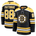 Fanatics Pánský dres David Pastrňák #88 Boston Bruins NHL Premium Home Jersey Velikost: 56 (XXL)