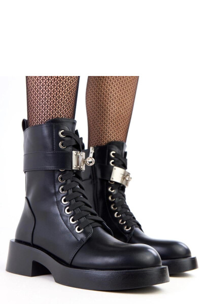 Šněrovací vyšší model 218818 Solea 38