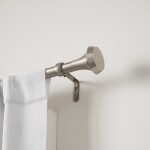 Stříbrná roztažitelná garnýž 183-366 cm Umbra ELLA