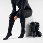 Dámské merino lyžařské ponožky SMARTWOOL Women's Ski Zero Cushion OTC Socks, Black velikost: 38-41 (M)