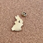 Pinarna.cz Bílý králíček s červenou mašlí