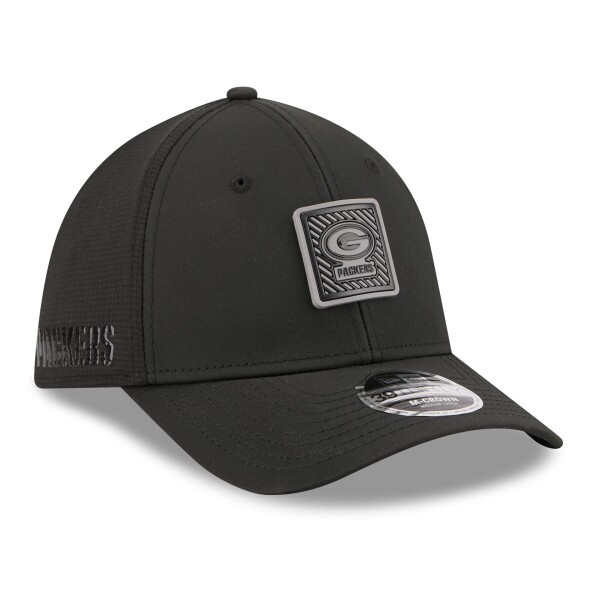 New Era Pánská kšiltovka Green Bay Packers NFL Black 2026 Training Camp 39THIRTY Flex Velikost: S/M