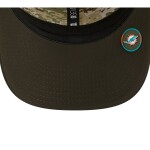 New Era Pánská kšiltovka Miami Dolphins NFL 2025 Salute to Service 9SEVENTY Trucker Snapback