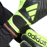 Brankářské rukavice adidas Copa Club JN5340 8,5