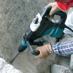 Makita HR4003C / Kombinované kladivo / 1100W / 8.3J / 500 ot-min / 2.900 úderů-min (HR4003C)