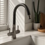 Laveo - Riveco - dřezová baterie stojánková s elastickým ramenem + filtr, grafit BRIB968D