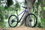 KROSS LEVEL X300, rám 16" (S), model 2026, pneu 29", barva fialová/černá/černá/matný - ZDARMA dopravné, odborná montáž, seřízení a dárkový poukaz na nákup příslušenství! (Záruka nejlepší ceny. Nalezli jste někde lepší cenu? Napište nám a zkusíme ji)