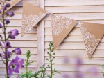 PartyDeco girlanda s praporky přírodní kraft