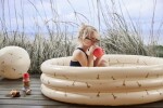 OYOY Nafukovací bazén pro děti + míč Giraffe Ø 120 cm, krémová barva, plast