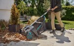 Sběrač listí a trávy z trávníku a dlažby Gardena 3566-20