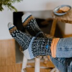 Charm Scandinavian Vlněné ponožky Blue/Orange no. 45 modrá barva, textil