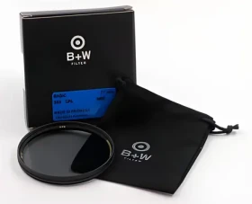 B+W Basic Pol Circular MRC 77mm / Polarizační filtr / Cirkulární / MRC povlak / 77 mm (1100754)