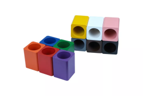 Moyo Montessori Moyo Montessori Sada 11 barevných nádobek na pastelky