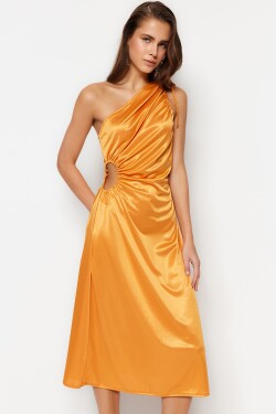 Trendyol Oranžové pletené večerní šaty oknem/výřezem detailně saténu