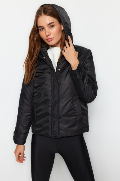 Trendyol černá vypasovaná vodoodpudivá bunda s kapucí