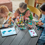 LEGO LEGO® ǀ Disney Princess 43267 Hrad princezen a královští domácí mazlíčci