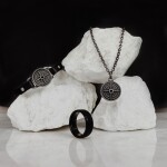 Pánský kožený náramek Leone - kompas, chirurgická ocel, Černá 21 cm