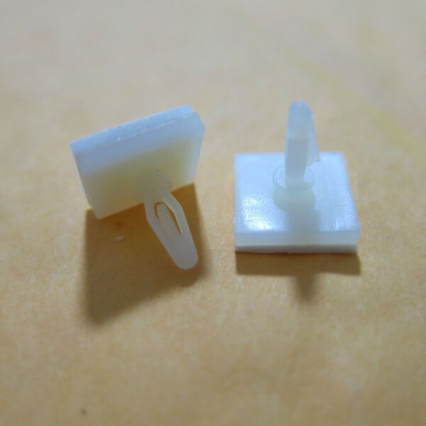 Nylonový držák pro DPS - 3 mm, HC8