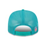 New Era Pánská kšiltovka Miami Dolphins NFL Historic 2025 On-Field Sideline 9SEVENTY Trucker Snapback