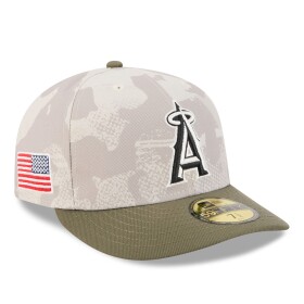 New Era Pánská kšiltovka Los Angeles Angels MLB 2025 Authentic Armed Forces Pre-Curved 59FIFTY Fitted Velikost: 7 1/4