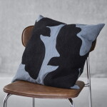 House Doctor Polštář s výplní Miki Aegean Blue 50 × 50 cm, modrá barva, textil