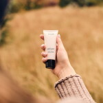 SCOTTISH FINE SOAPS Hydratační krém na ruce Au Lait 75 ml, bílá barva, plast