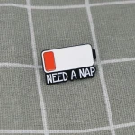 Pinarna.cz Nízký stav baterie - Need a nap / Potřebuji šlofíčka