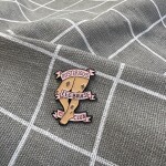 Pinarna.cz Mysterious leg bruise club / Klub záhadných modřin na noze